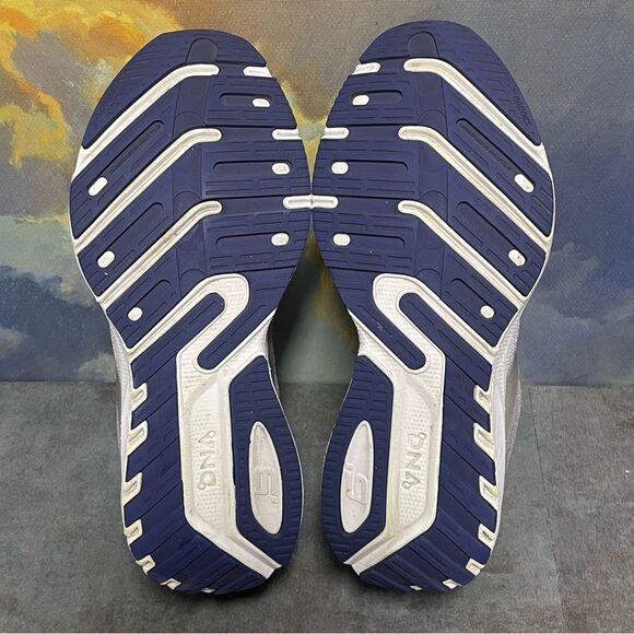 Brooks Launch 9 1203731B588 Lilac & Silver Women's Running Shoes Size 6.5B - Picture 15 of 16